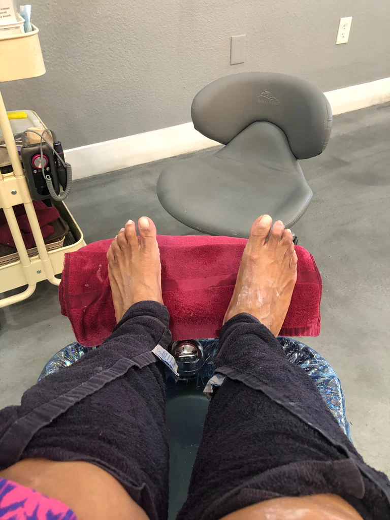 TippyPrettyToes's avatar