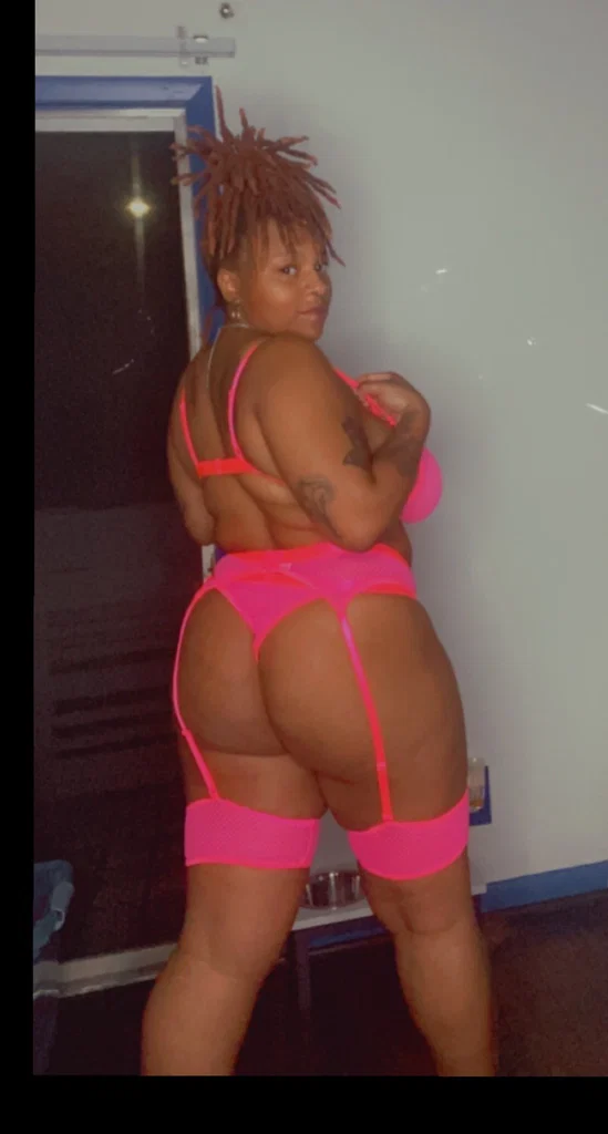 Meeni Kay's avatar