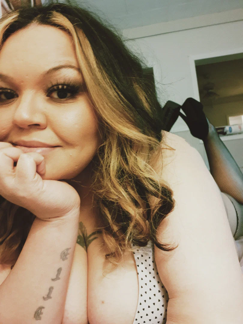 Mila BBW profile banner