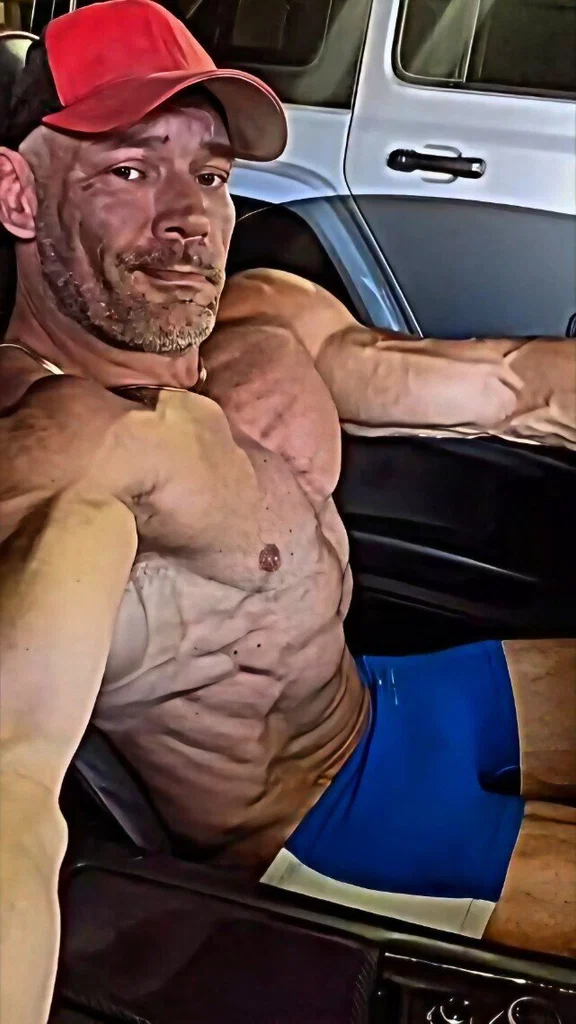 CashMaster AlphaRoidDaddy 💪🏼🧬🤑's avatar