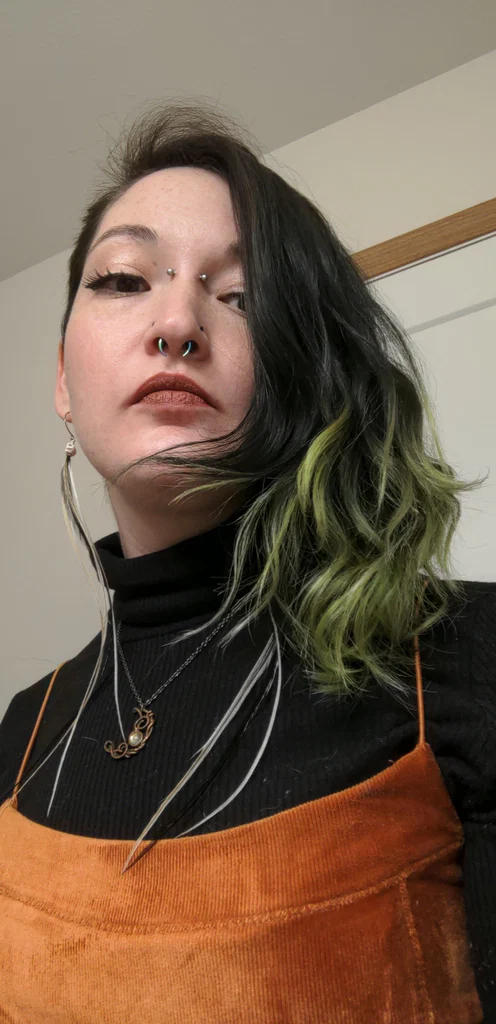 Juniper Green's avatar