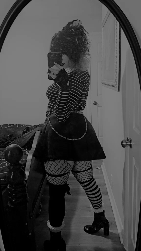 Dahlia Rayne