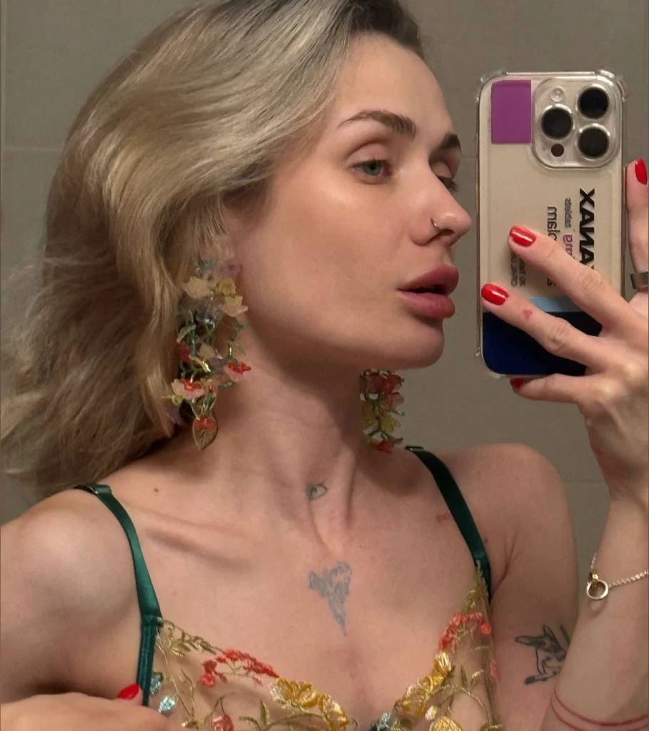 AliceShea's avatar
