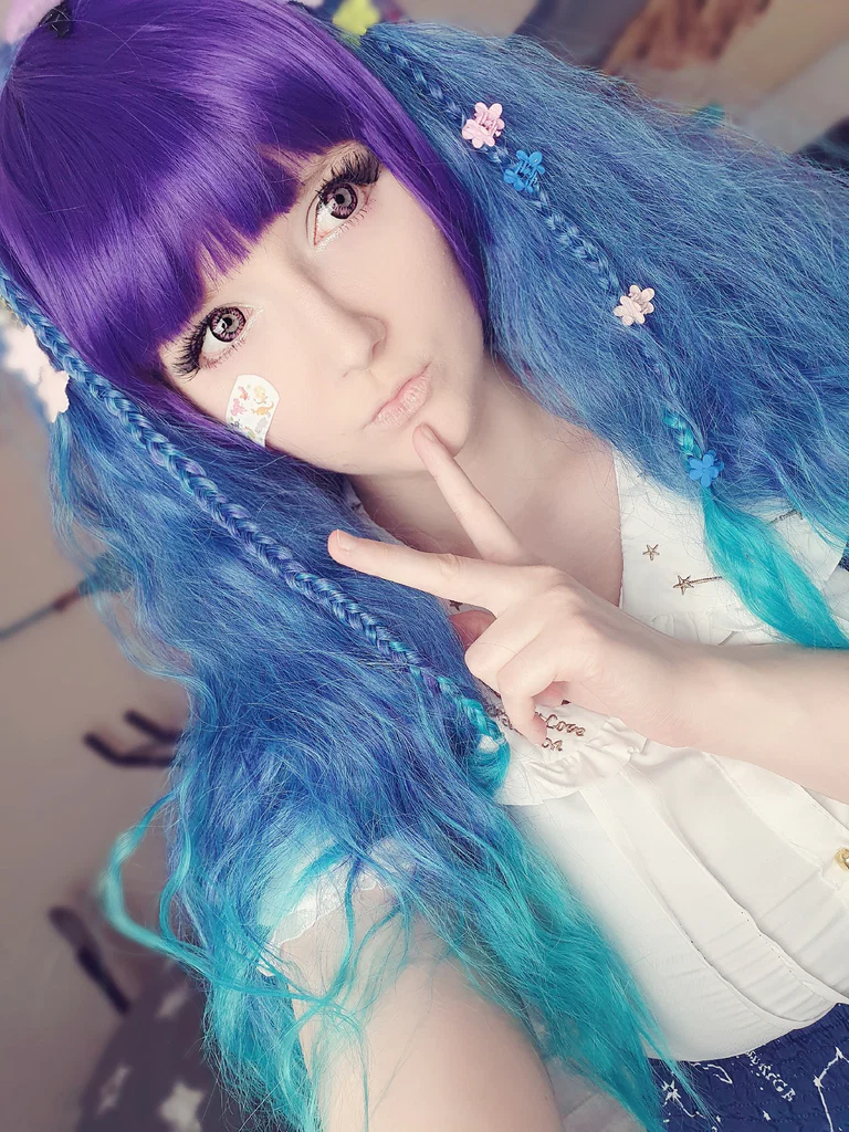 Violet's avatar