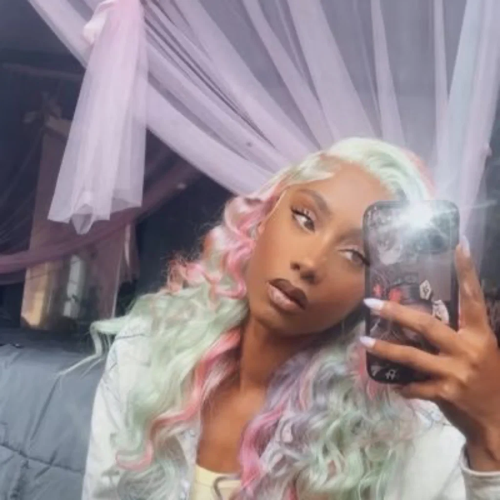 Goddess Ari's avatar