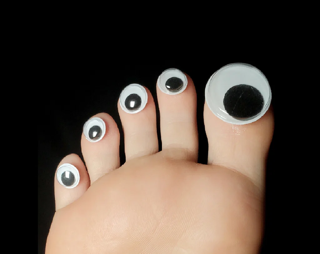 Crazy Toes