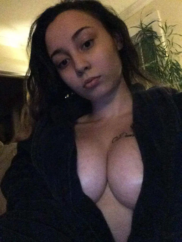 Shorty with a Booty's avatar