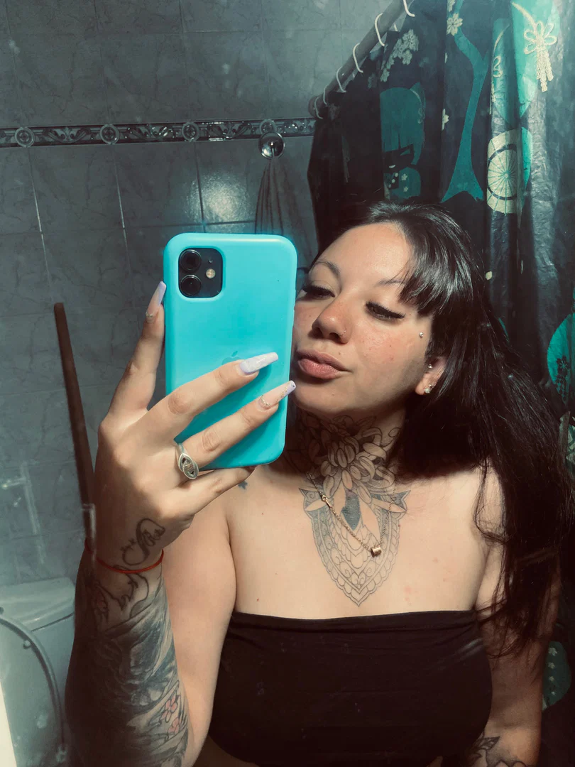 Tu bebina 𫦠profile banner