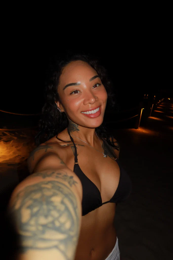Honey Gold's avatar