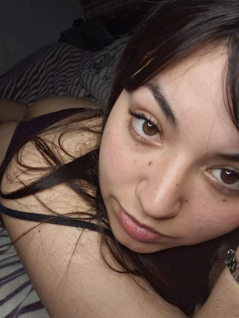 Lara5678's avatar