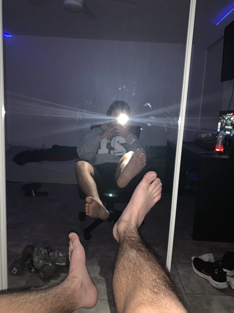 feetkinkster profile banner