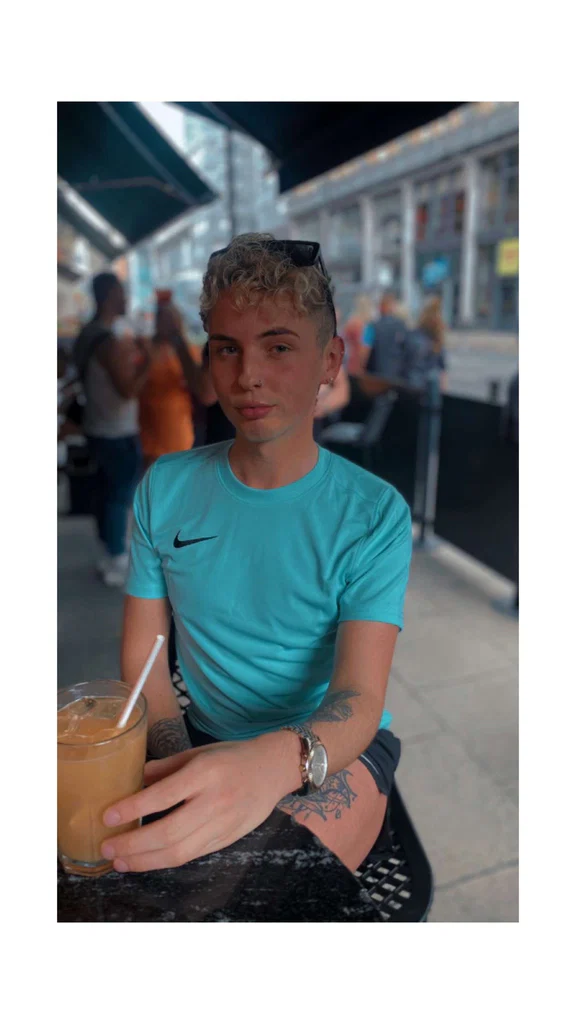 𝑪𝒂𝒍 𝑯 ♡