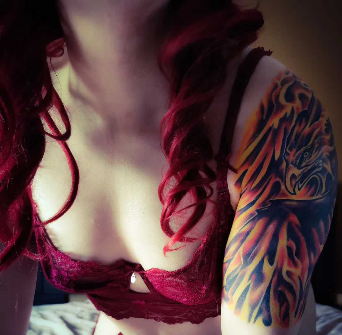 Phoenix Girl profile banner