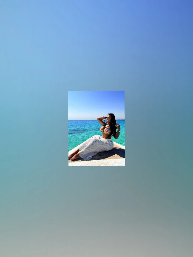 Iuhas Alexandra FREE profile banner