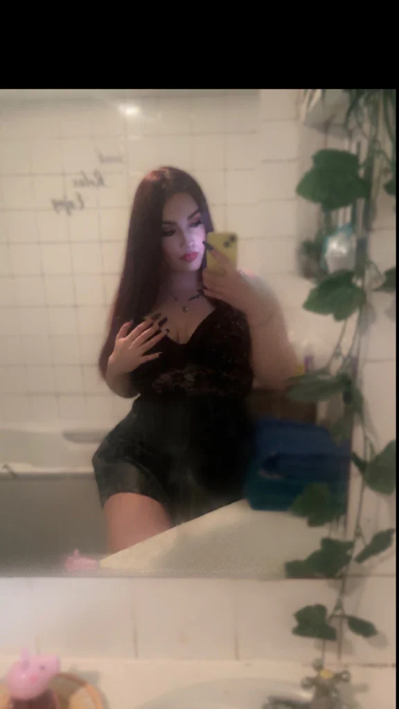Dem 💋's avatar