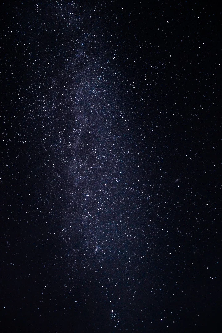 Ariana profile banner