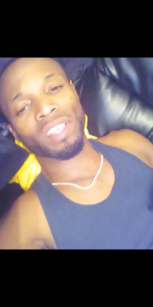 Amos Worthy's avatar