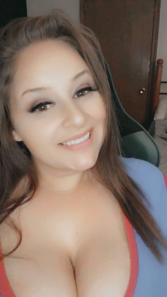 Aliana Nikole's avatar