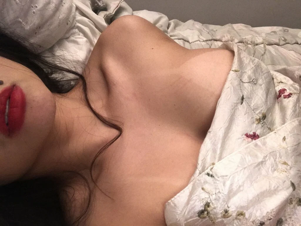 Alicia Lauren profile banner