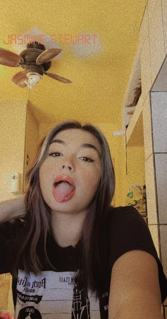 Jasmine Stewart profile banner