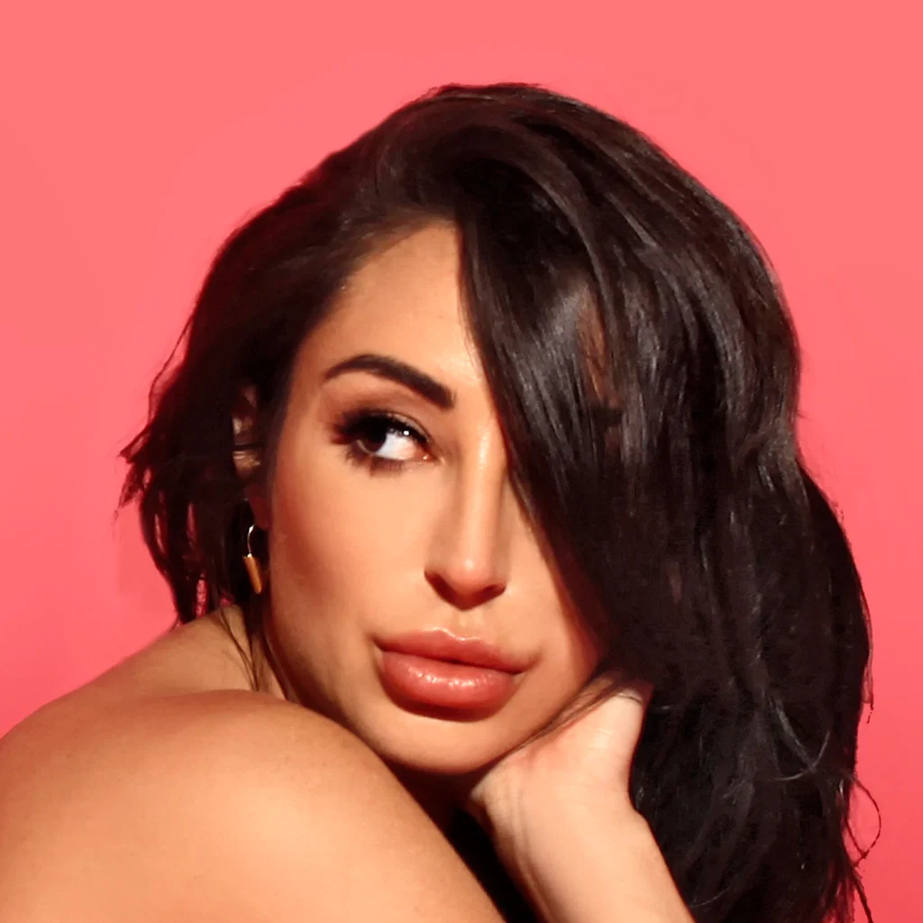 ChristianaCinn's avatar