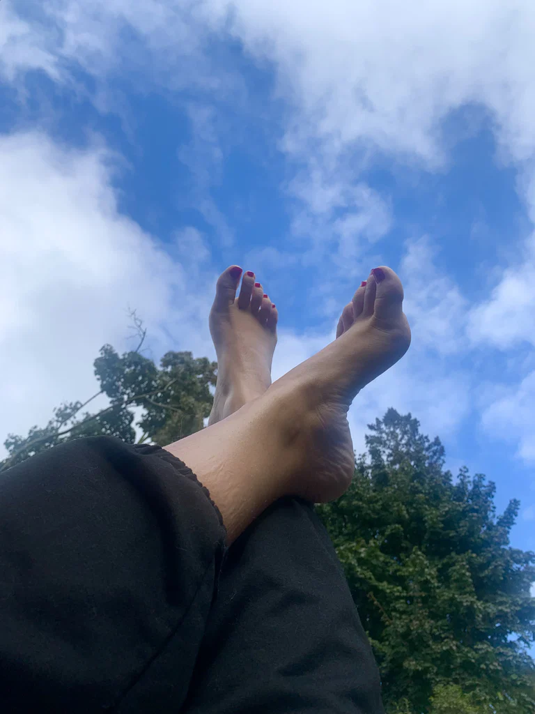 Goddess Toes