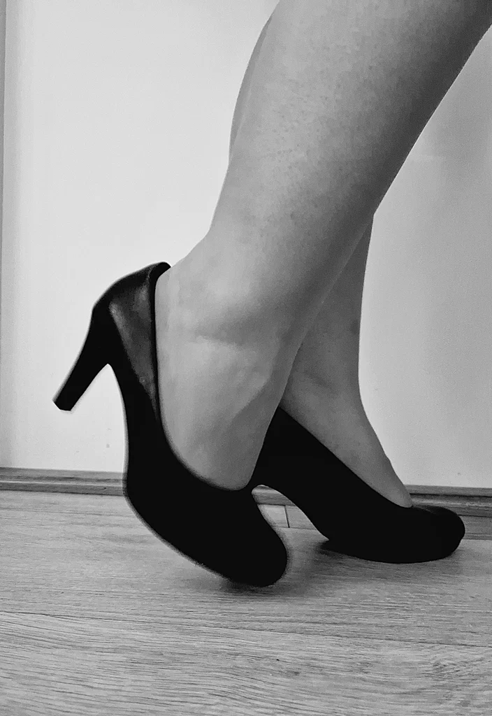 Lady Sara's avatar