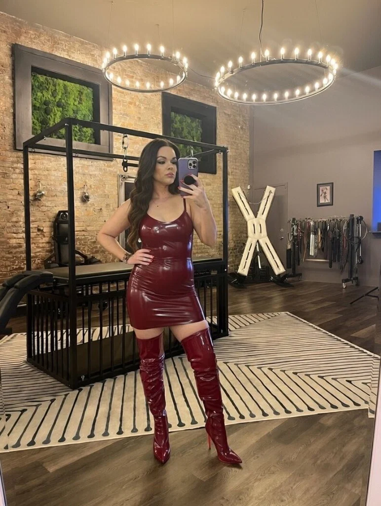 Goddess Supreme's avatar
