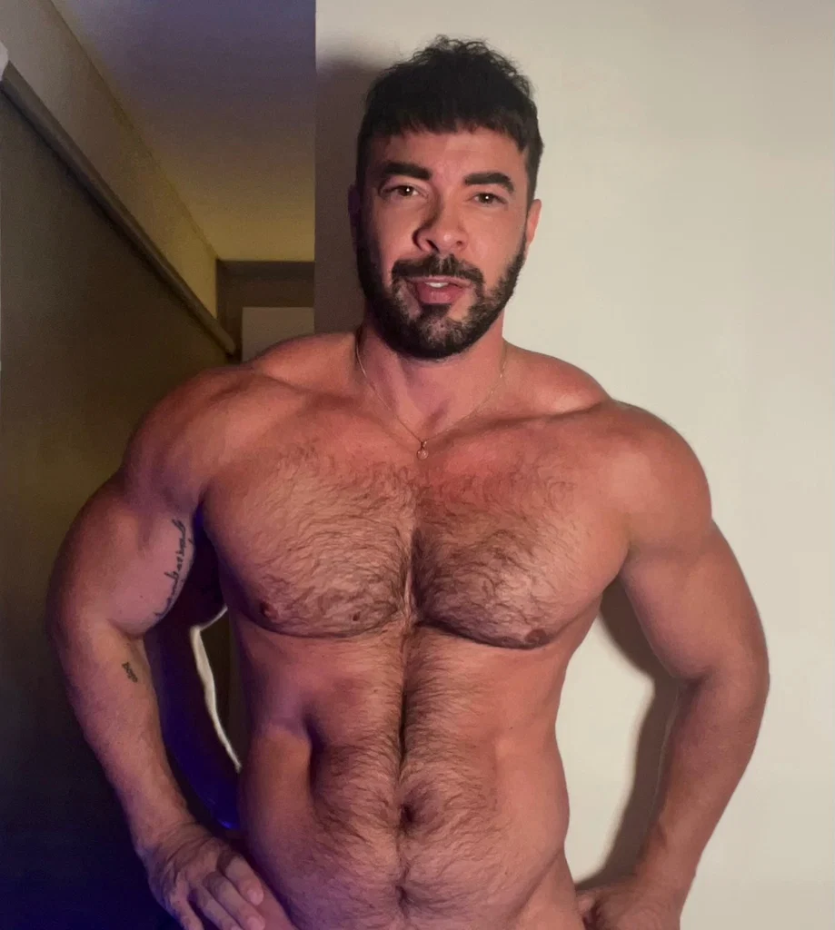 Leo Bocki's avatar