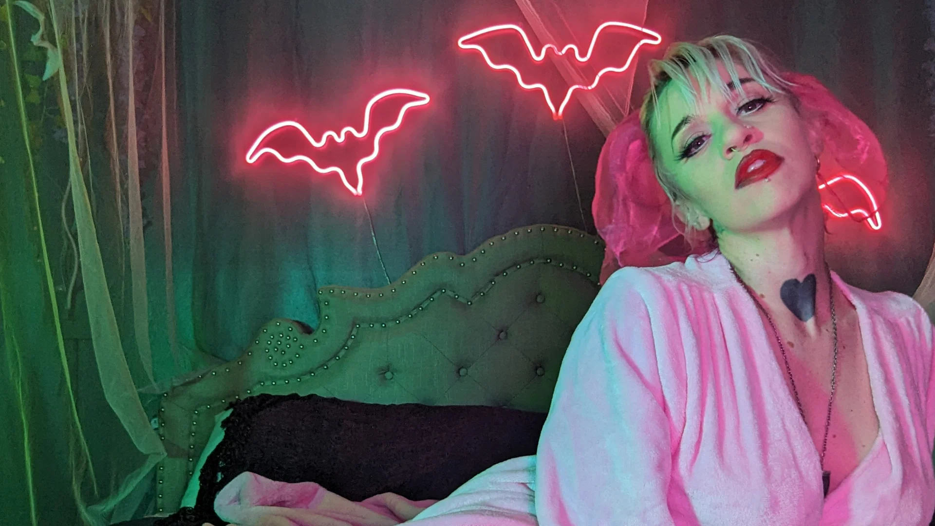 The Jessica Nova profile banner