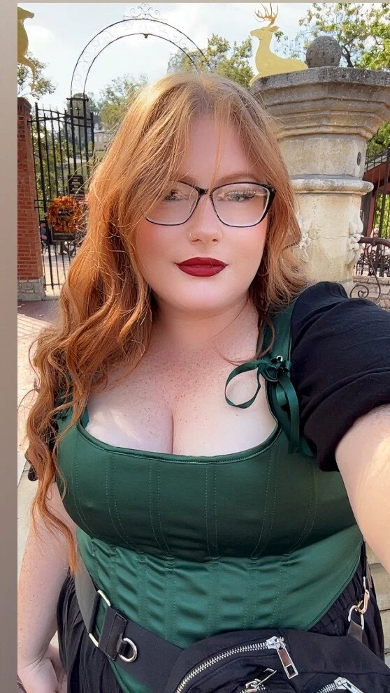 Charlee's avatar