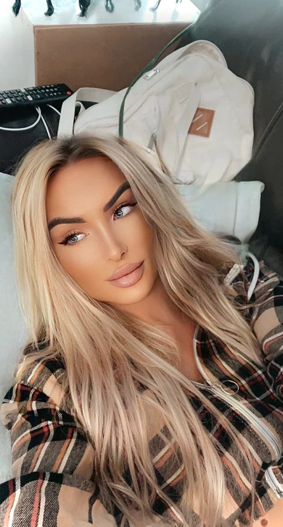 Nicole99.'s avatar