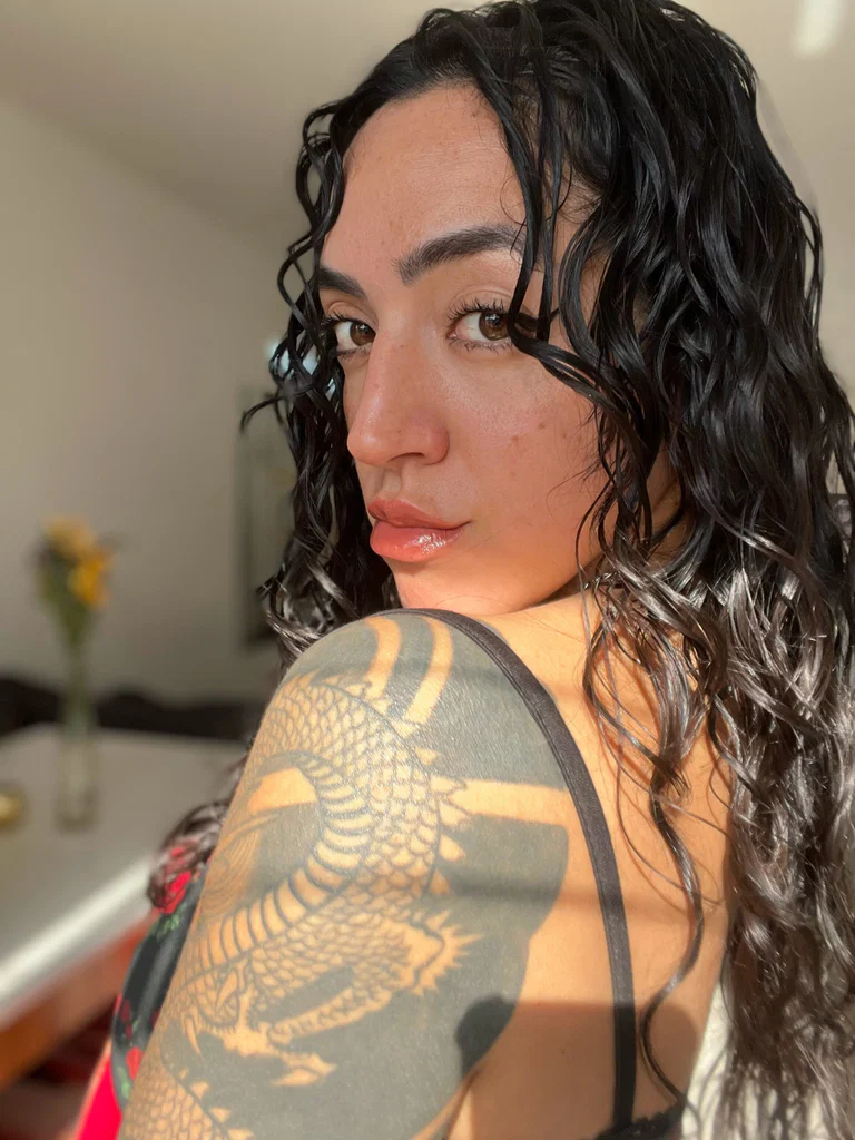 Latin Mistress👑's avatar