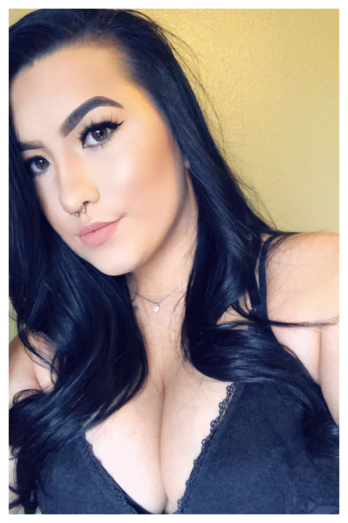 Mia