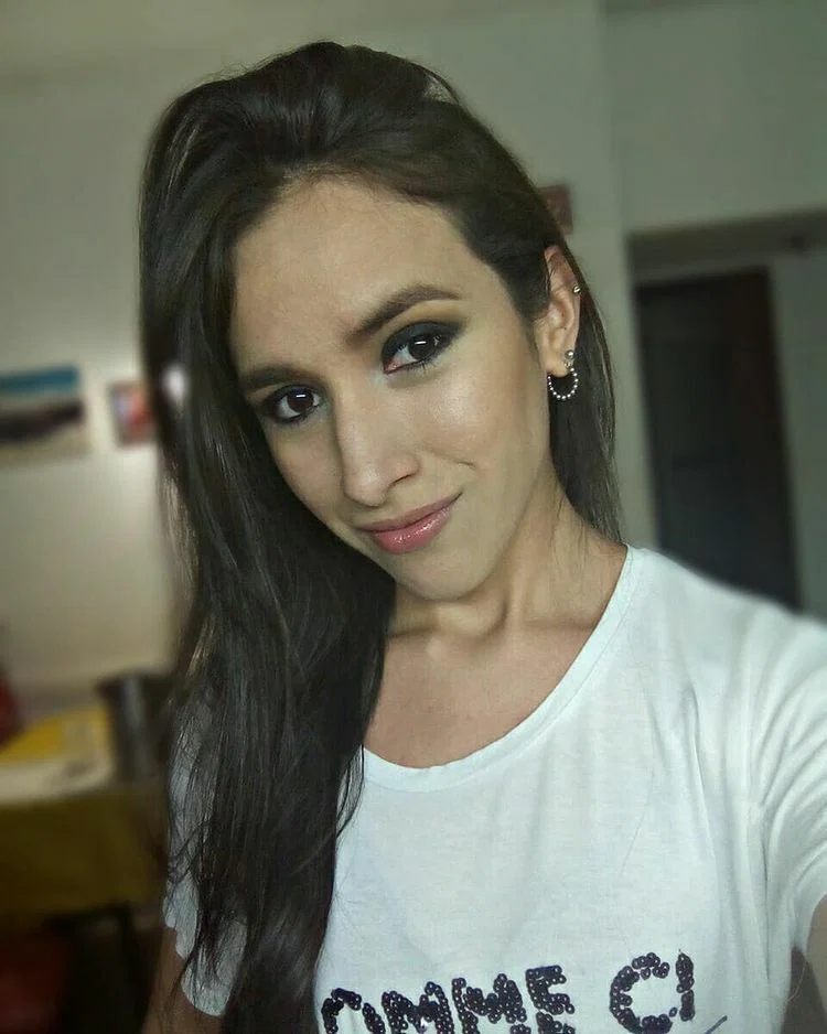 Eliana's avatar