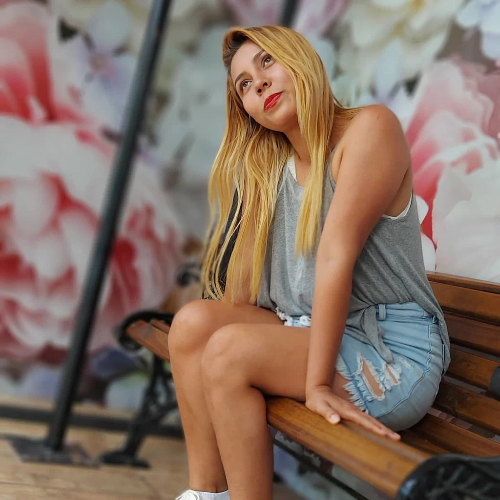 BRITTANY ROSEX's avatar