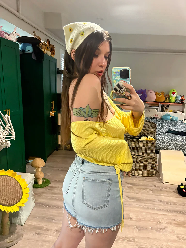 S U N F L O W E R