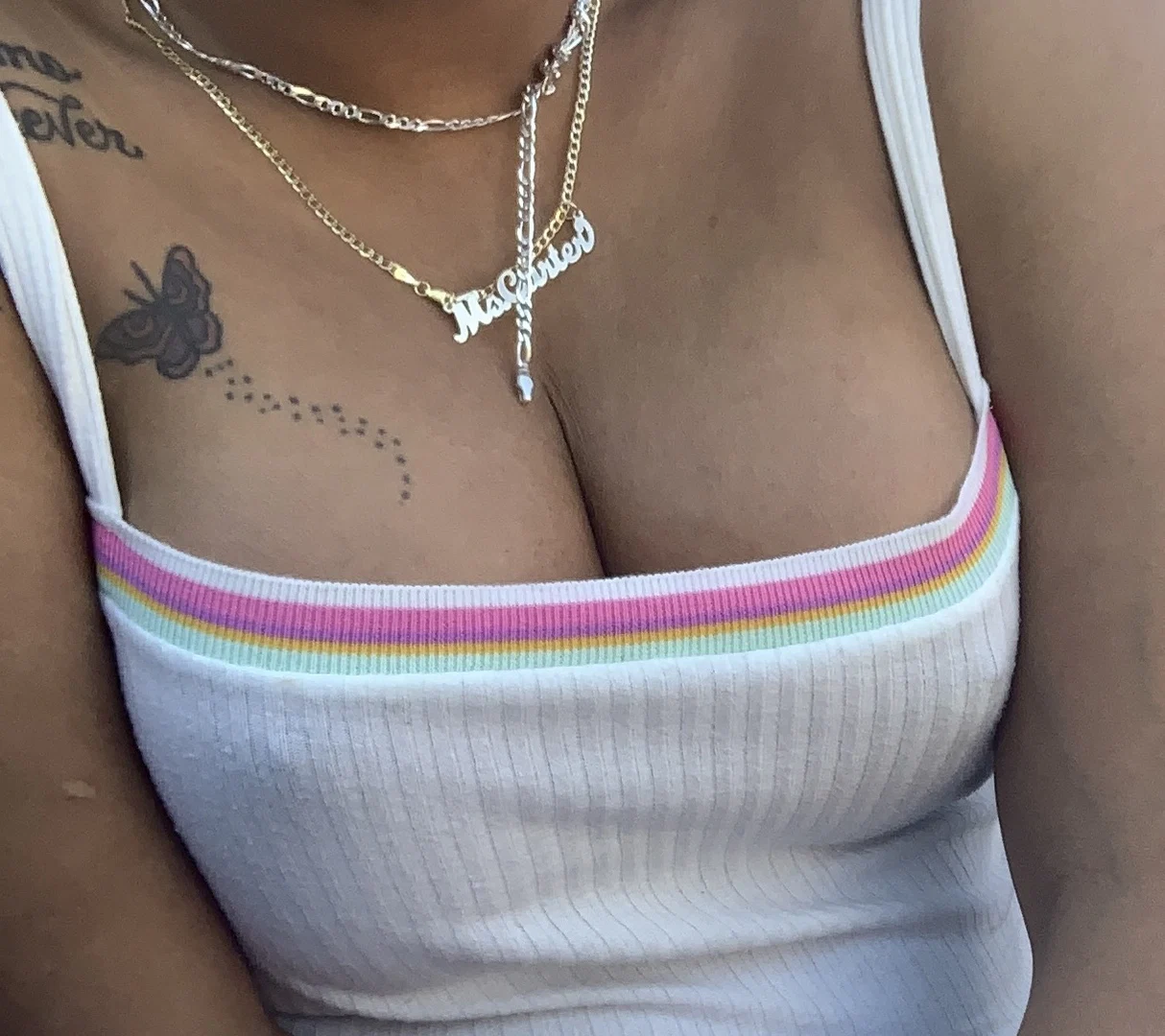 Kim Bari profile banner