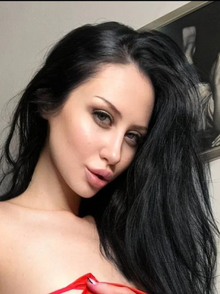 Sophia's avatar