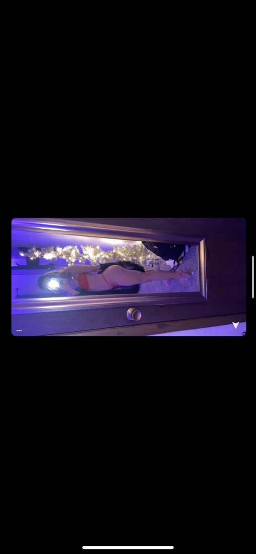 Mikaylaaaa profile banner
