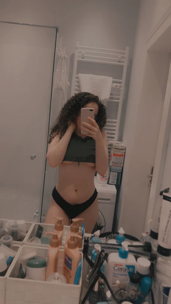 Scarlett Justine