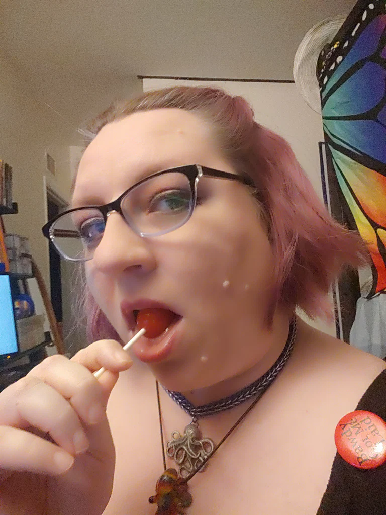 Josie Bombshell's avatar