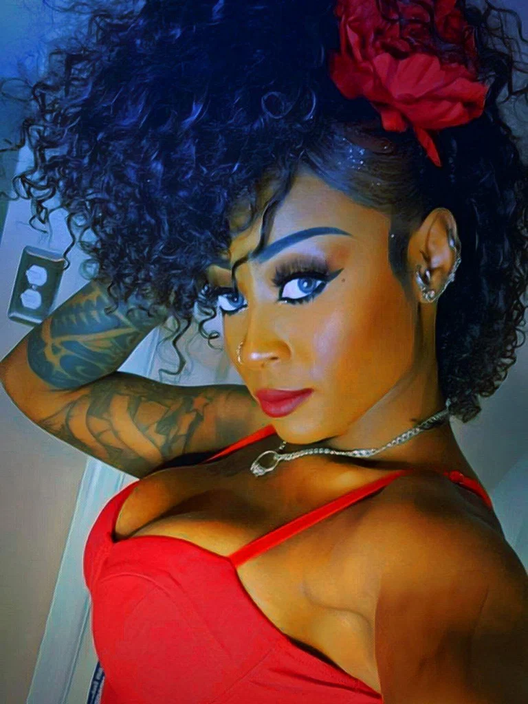 Iambornqueen's avatar