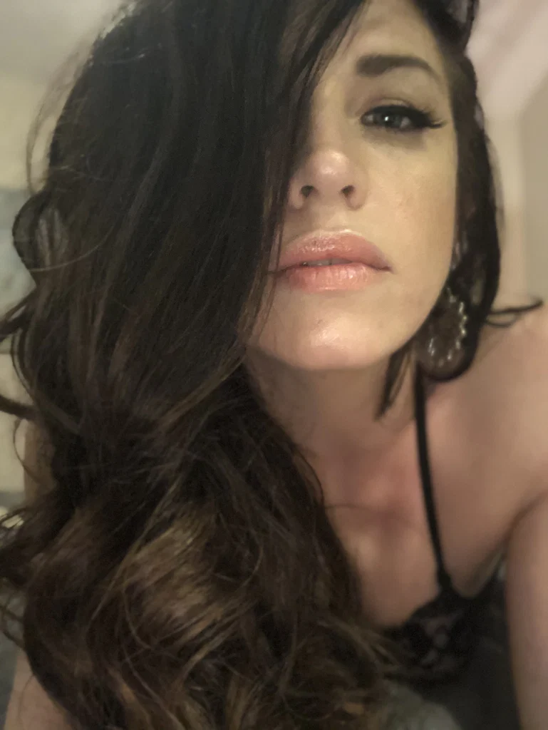 Evie Lovergirl's avatar