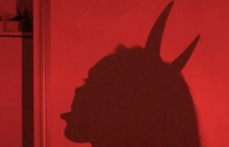 Q|πΈ profile banner