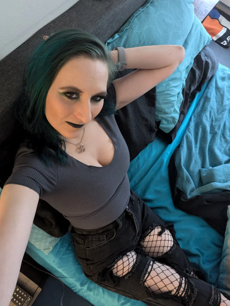 Blissful_Bluejay