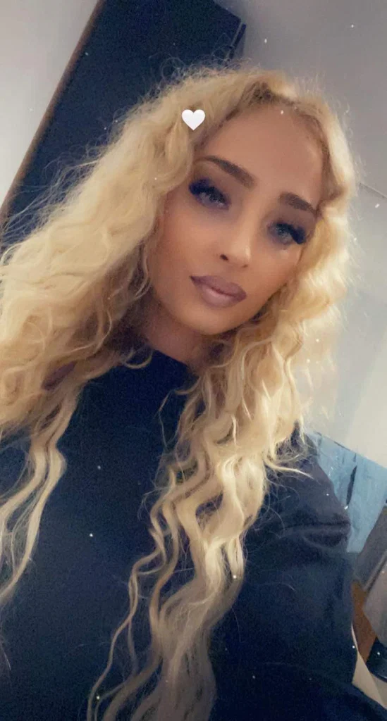 Renata's avatar