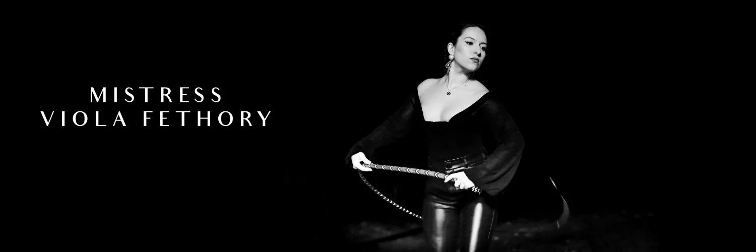 Maîtresse Viola Fethory profile banner