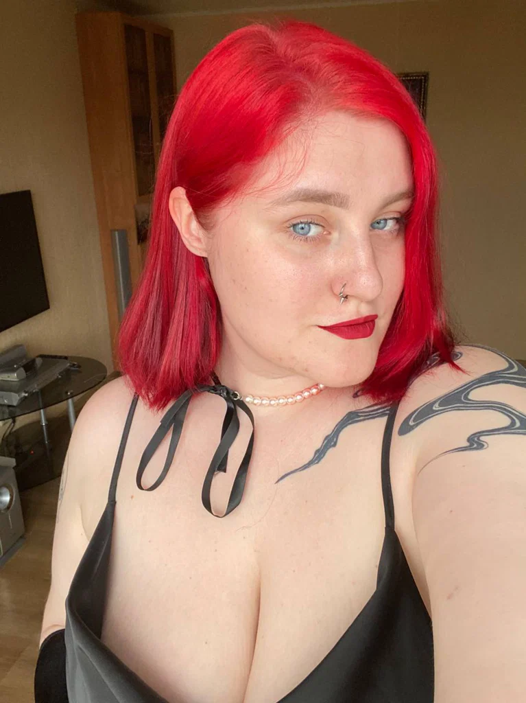 Kira Koval's avatar